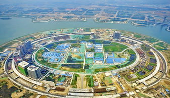 探訪鄭州‘地王’ 配套缺乏荒草叢生，房地產開發(fā)隱憂顯現